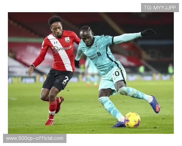 朗斯5-0大胜巴黎FC,积分52分反超巴黎升至榜首 朗斯5-0大胜巴黎FC,积分52分反超巴黎升至榜首